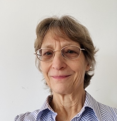 Lyn Jakeman Headshot